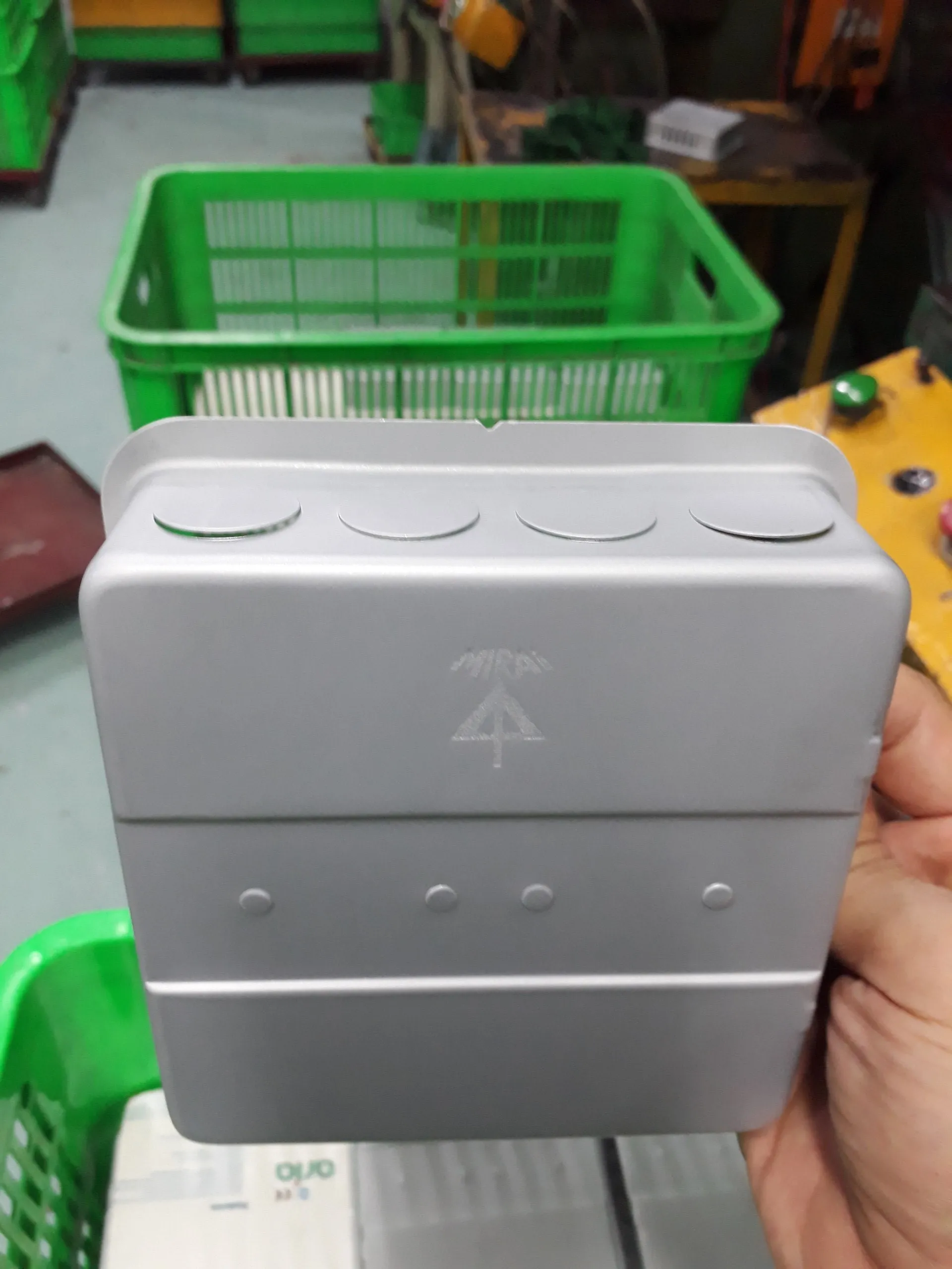 材料：SECC t=0.5